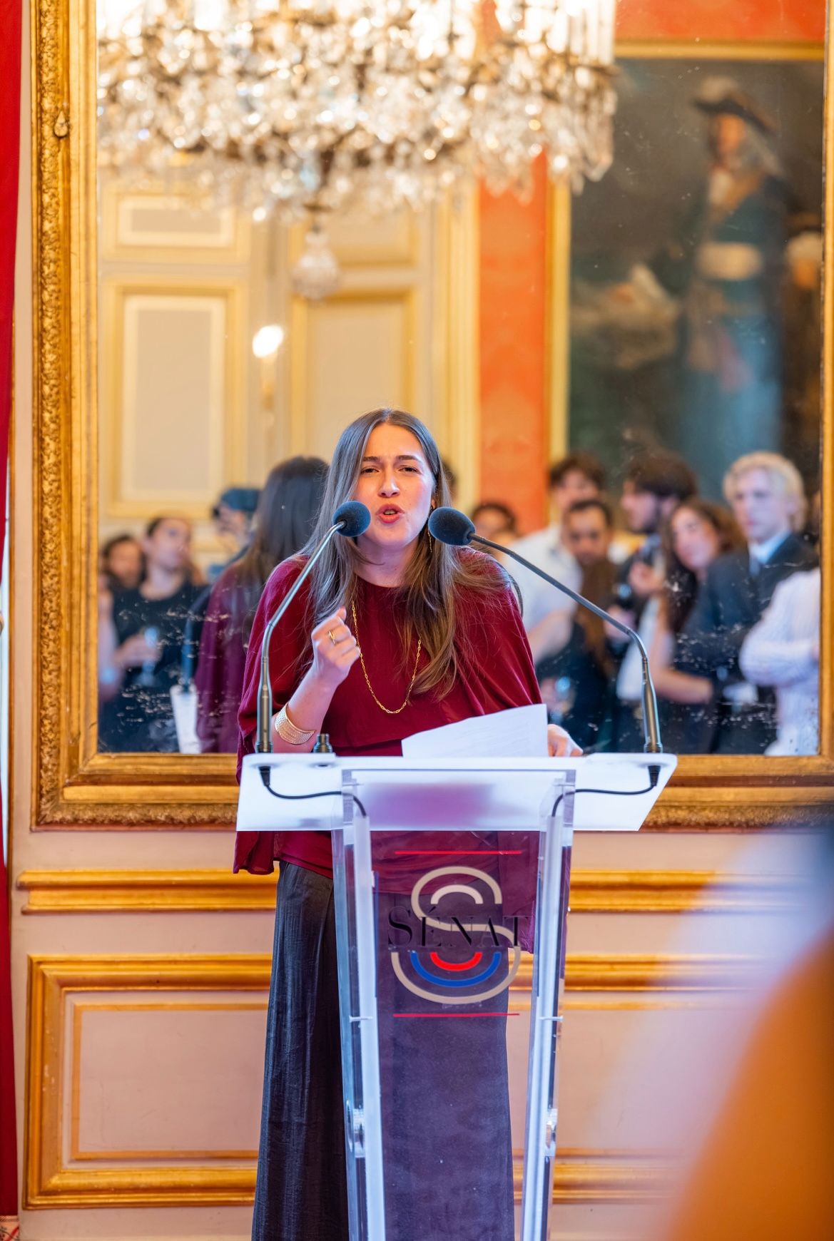 Prise de parole au pupitre du Sénat
