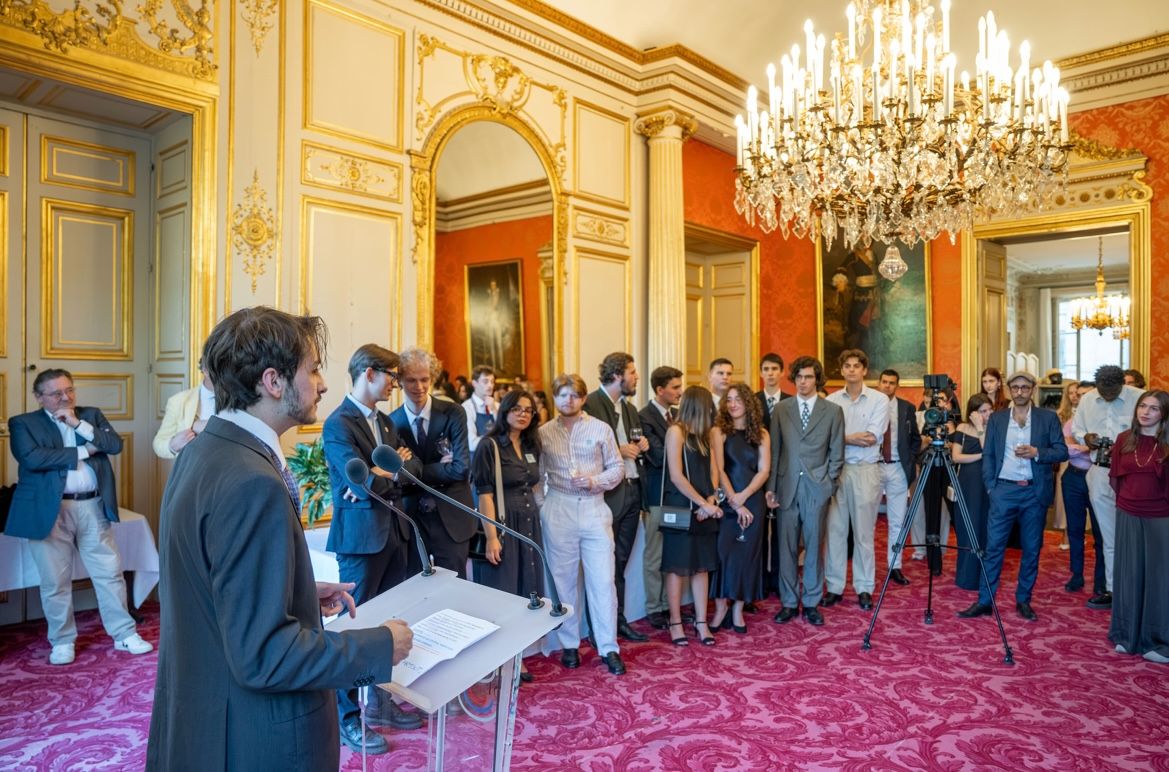 L’assemblée du Cercle dans les salons du Sénat