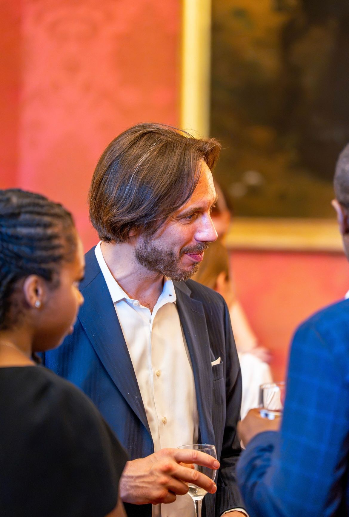 Invités du gala dans les salons du Sénat