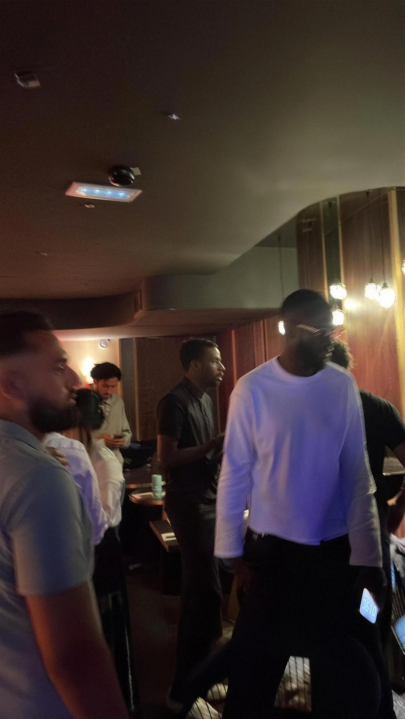 Les Ambitieux · pitch & networking